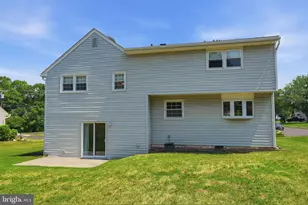 686 Cheryl Dr, Warminster, PA 18974 - Photo 29