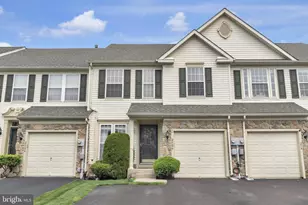 2506 Peachtree Dr, Perkasie, PA 18944 - Photo 1