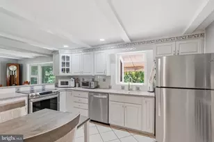 136 Chapel Dr, Holland, PA 18966 - Photo 7