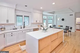 36 Timber Knoll Dr, Washington Crossing, PA 18977 - Photo 13