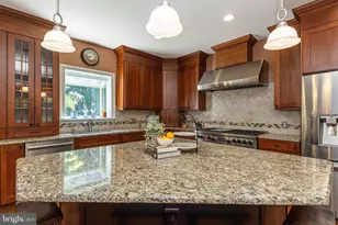 394 Collins Grant Ct, Yardley, PA 19067 - Photo 33