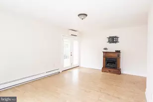 5 Sweetbriar Ln, Levittown, PA 19055 - Photo 11