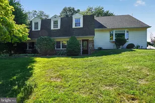 26 High Point Dr, Southampton, PA 18966 - Photo 3