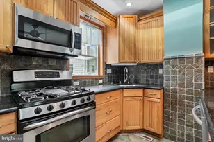 1049 Richardson Ave, Bensalem, PA 19020 - Photo 9