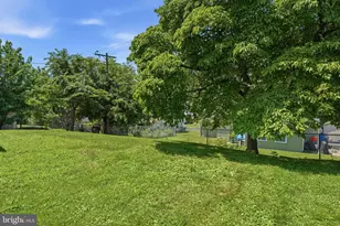 37 Trellis Rd, Levittown, PA 19056 - Photo 27