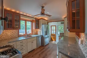 26 Osborne Ave, Morrisville, PA 19067 - Photo 11