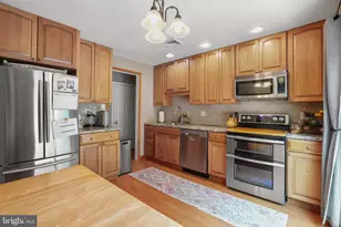 56 Falcon Dr, Chalfont, PA 18914 - Photo 3