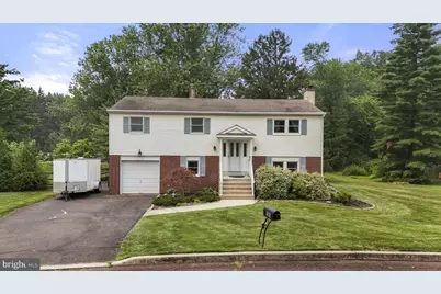 56 Falcon Drive, Chalfont, PA 18914 - Photo 1