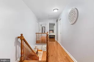 610 Valley Stream Cir, Feasterville-Trevose, PA 19053 - Photo 17