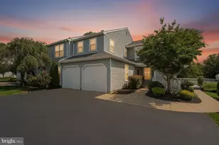 669 Rose Hollow Dr, Yardley, PA 19067 - Photo 1