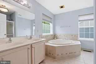 272 Hampshire Dr, Sellersville, PA 18960 - Photo 25