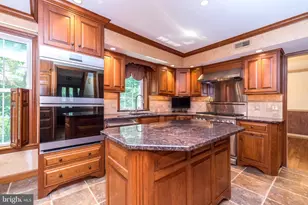 100 Live Oak Dr, Quakertown, PA 18951 - Photo 19