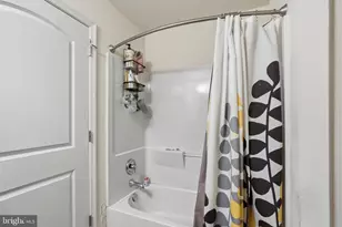 141 Graystone Dr, Feasterville-Trevose, PA 19053 - Photo 23