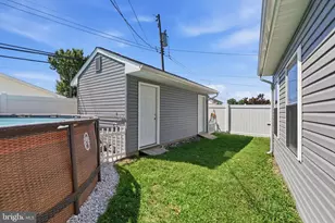 32 Orchard Ln, Levittown, PA 19055 - Photo 31