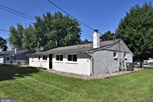 2023 Lockwood Ln, Feasterville-Trevose, PA 19053 - Photo 43