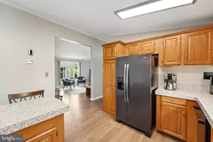 386 Thrush Ct W, New Hope, PA 18938 - Photo 9