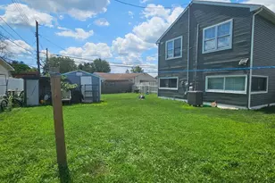 12 Crescent Ln, Levittown, PA 19055 - Photo 23