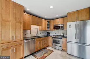 65 Cypress Pl, Newtown, PA 18940 - Photo 11