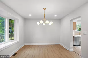 682 Woodlyn Dr, Feasterville-Trevose, PA 19053 - Photo 11