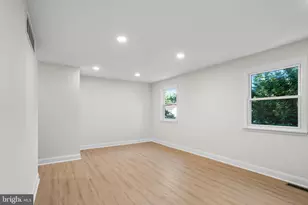 682 Woodlyn Dr, Feasterville-Trevose, PA 19053 - Photo 27