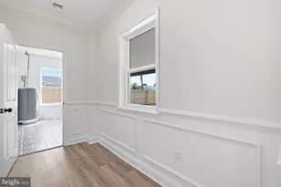 2 Schoolhouse Ln, Levittown, PA 19055 - Photo 21