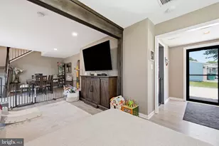 29 Palm Ln, Levittown, PA 19054 - Photo 19