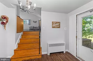 93 Buttonwood Ln, Doylestown, PA 18901 - Photo 5