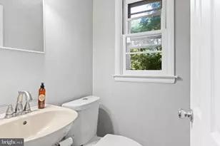 93 Buttonwood Ln, Doylestown, PA 18901 - Photo 23