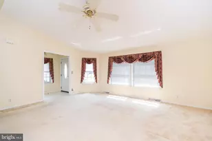 387 Thrush Ct W, New Hope, PA 18938 - Photo 13