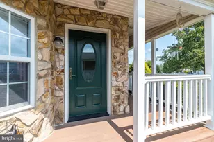 387 Thrush Ct W, New Hope, PA 18938 - Photo 5
