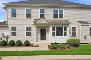 23 Swan Ln, Ivyland, PA 18974 - Photo 3