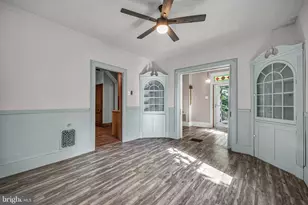 121 W Oakland Ave, Doylestown, PA 18901 - Photo 9