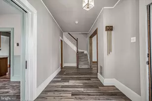 121 W Oakland Ave, Doylestown, PA 18901 - Photo 7