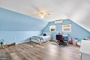 16 Canoebirch Rd, Levittown, PA 19057 - Photo 25