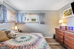 16 Canoebirch Rd, Levittown, PA 19057 - Photo 21