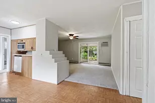 65 Orchard Ln, Levittown, PA 19055 - Photo 3