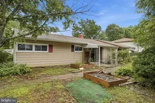 65 Orchard Ln, Levittown, PA 19055 - Photo 33