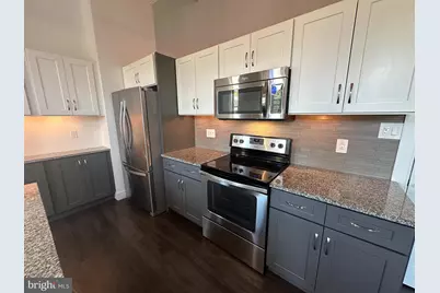 820 W Market Street #2A, Perkasie, PA 18944 - Photo 3