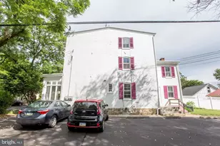 34 S Clinton St, Doylestown, PA 18901 - Photo 3