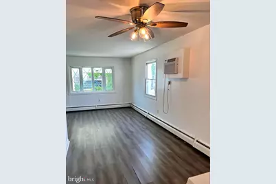 5619 Mitchell Road, Levittown, PA 19057 - Photo 7