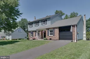 327 Lenape Ln, Chalfont, PA 18914 - Photo 5