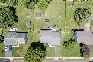 327 Lenape Ln, Chalfont, PA 18914 - Photo 41