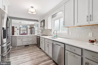 135 Keystone Avenue, Morrisville, PA 19067 - Photo 7