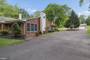 1373 Oxford Valley Rd, Yardley, PA 19067 - Photo 7