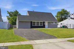 47 Mintleaf Rd, Levittown, PA 19056 - Photo 25