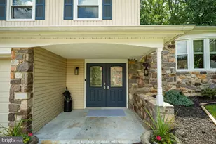 335 Fox Hollow Dr, Feasterville-Trevose, PA 19053 - Photo 3