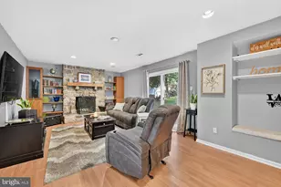 335 Fox Hollow Dr, Feasterville-Trevose, PA 19053 - Photo 7