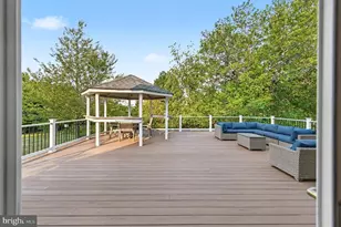 203 Crittenden Dr, Newtown, PA 18940 - Photo 41