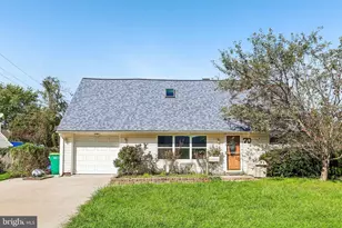 70 Village Ln, Levittown, PA 19054 - Photo 1