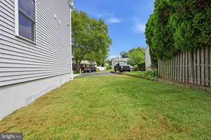 433 Walnut Ave, Feasterville-Trevose, PA 19053 - Photo 37